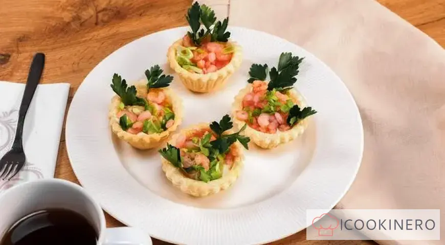 Tartellette con gamberi e formaggio cremoso