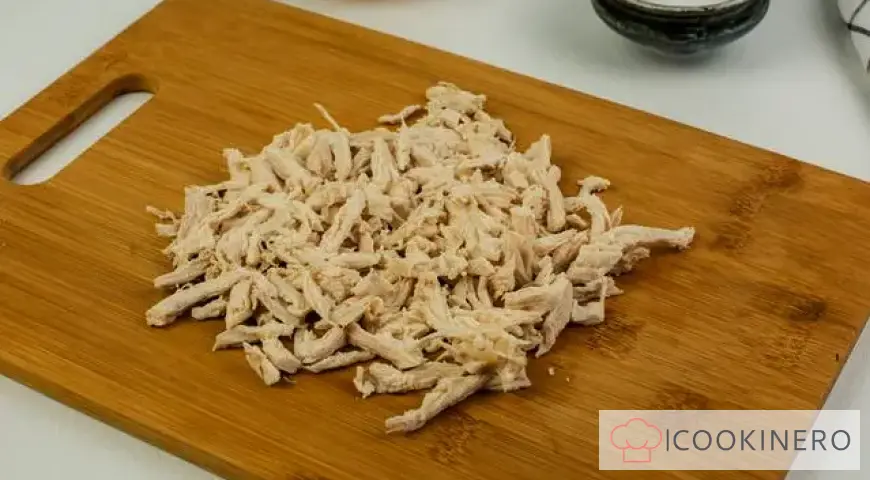 Lavash-Vorspeise mit Hühnchen und Schmelzkäse