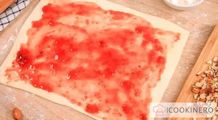 Riccioli di pasta sfoglia su un bastoncino