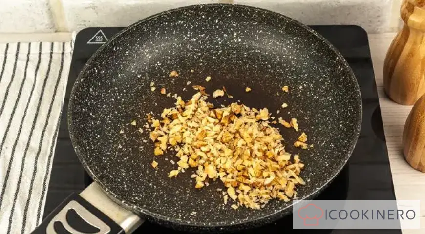 Kharcho with walnuts