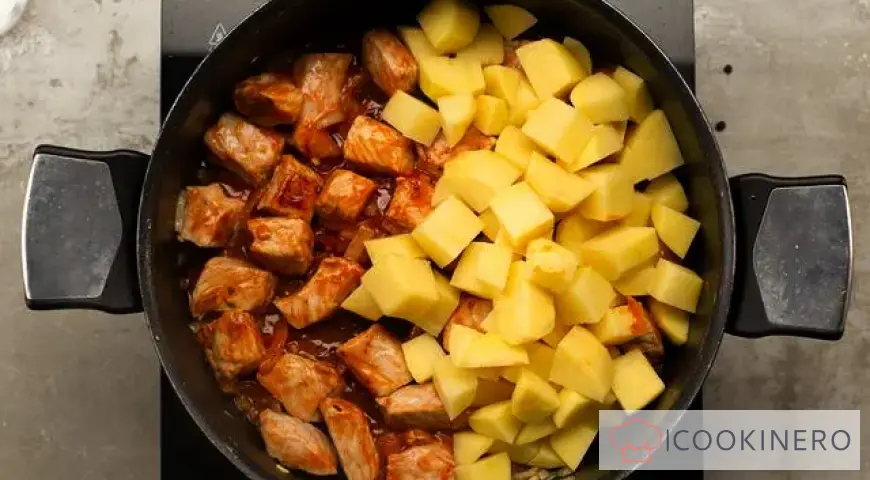 Roast pork with potatoes