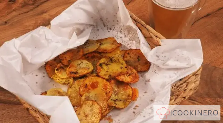 Papas fritas en una sartén