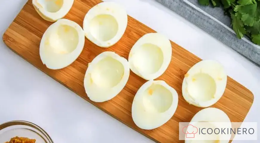 Eggs stuffed with pink salmon