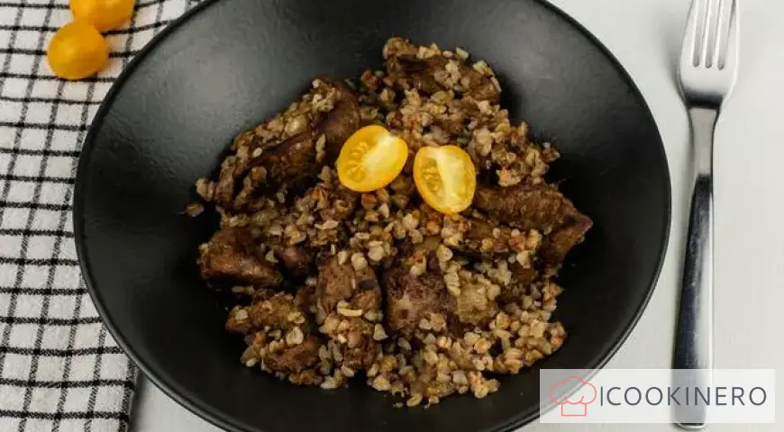Buckwheat with chicken liver