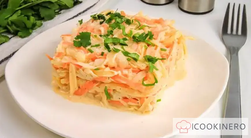 Salad with radish, cheese and carrots