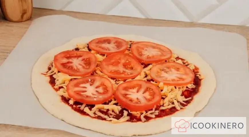Pizza with cheese