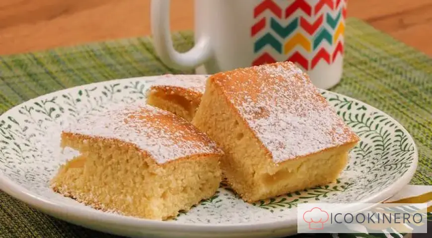 Vanilla sponge cake