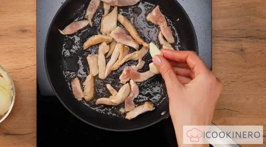 Stroganoff di manzo con petto di pollo