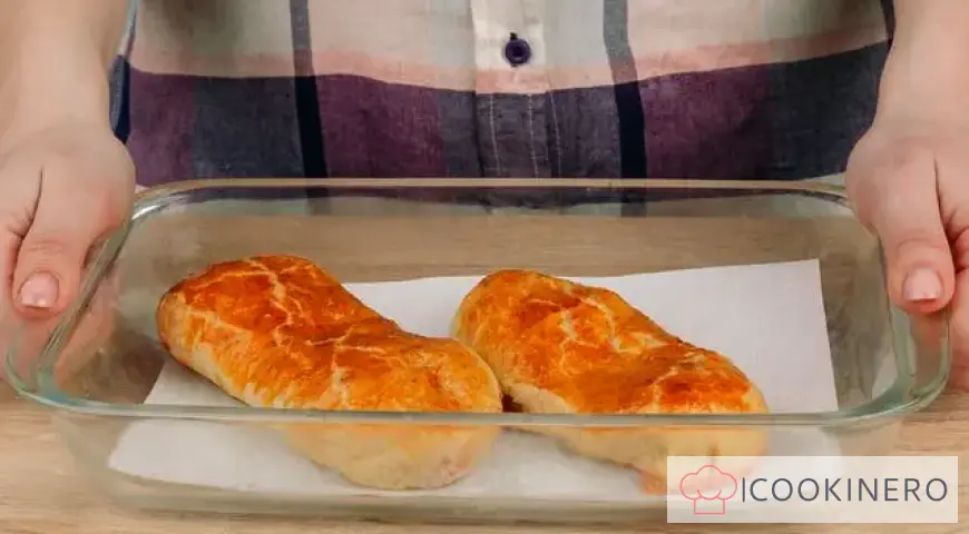 Puff pastry with frozen berries