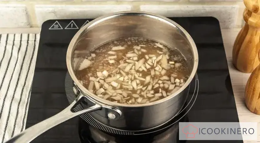 Kharcho with walnuts