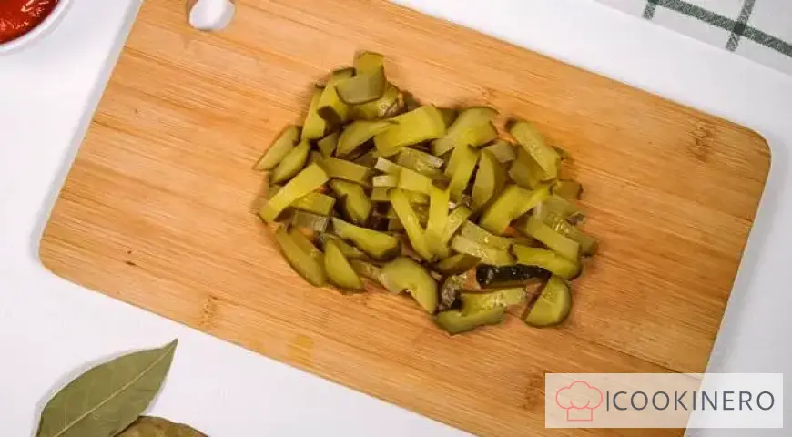 Zuppa di sottaceti con cavolo