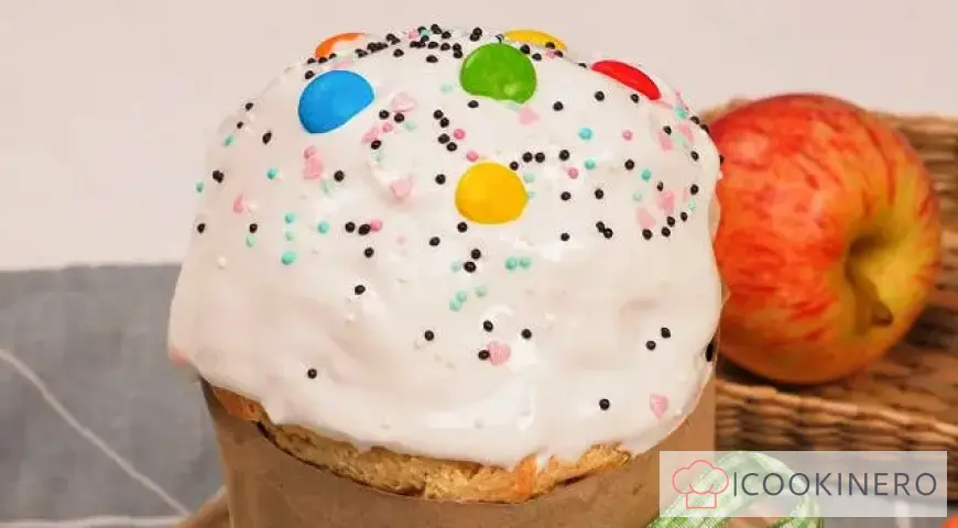 Easter cake with live yeast