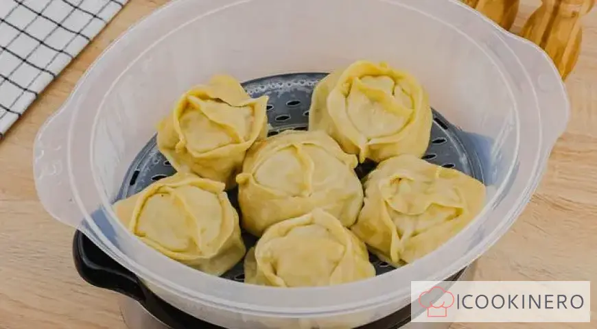 Manti with cabbage