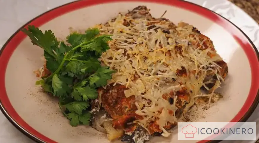 Potatoes with pickled mushrooms