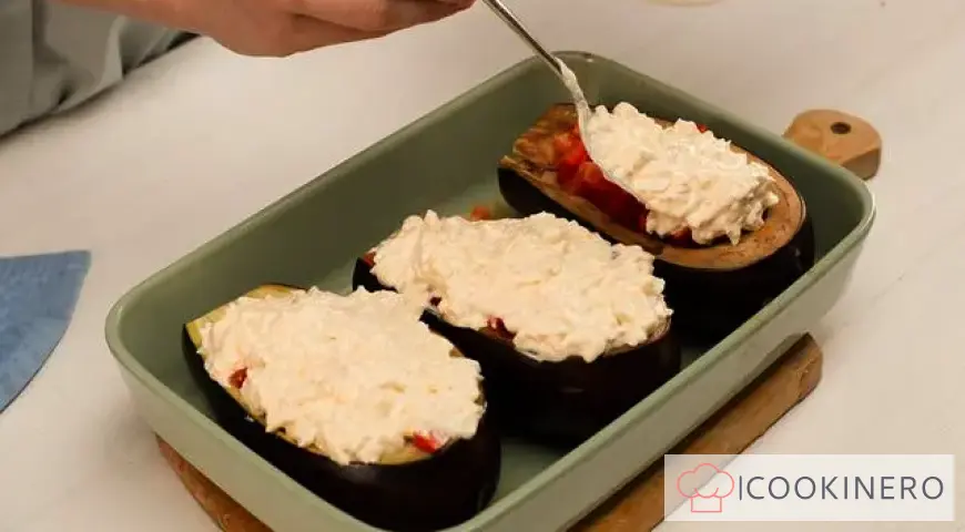 Baked eggplants with cheese and egg