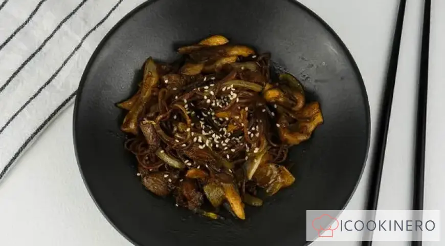 Fideos con champiñones