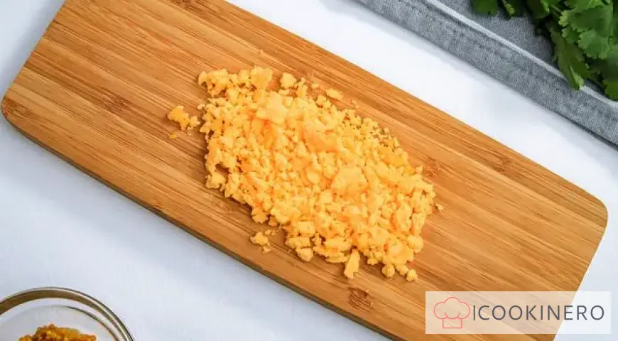 Eggs stuffed with pink salmon