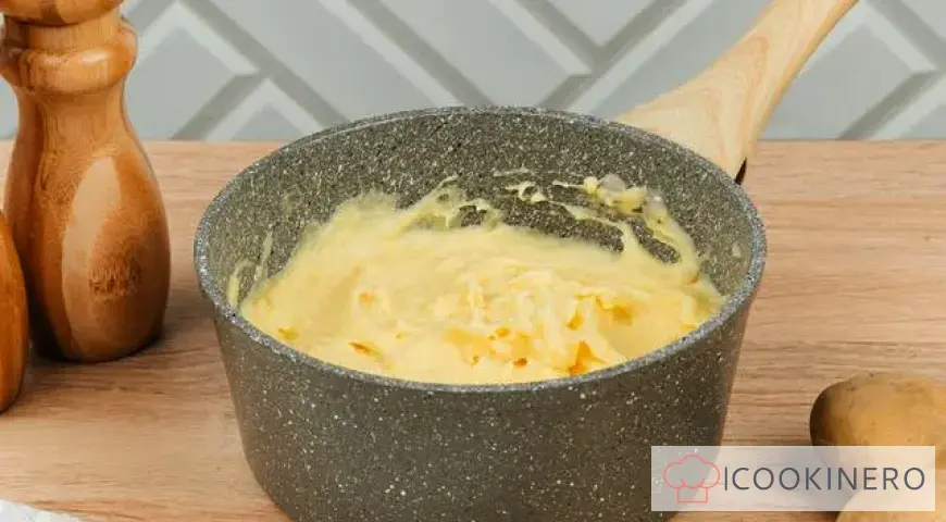 Mashed potatoes with butter