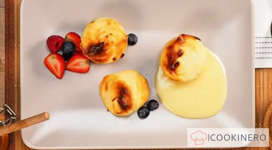 Cheesecakes in the oven