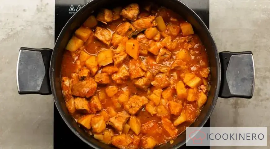 Roast pork with potatoes