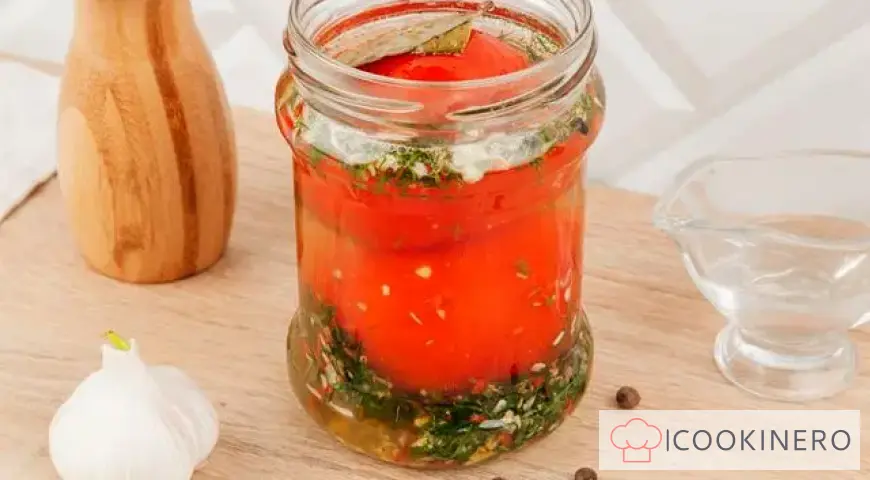 Cold pickling of tomatoes