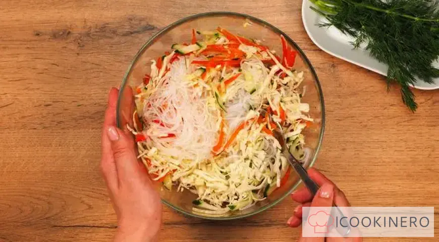 Funchoza with cabbage