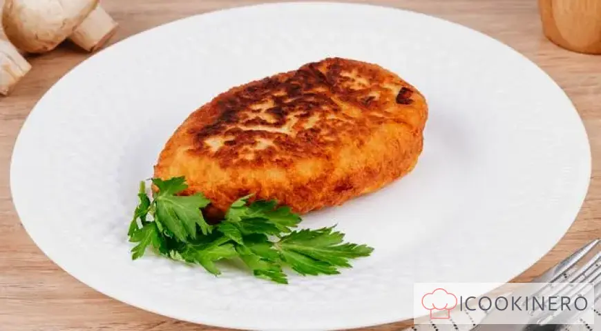 Potato pies with mushrooms