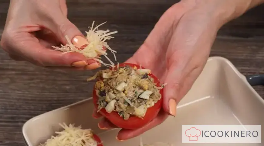 Tomatoes stuffed with mushrooms