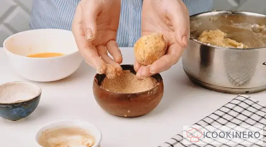 Deep fried potato balls