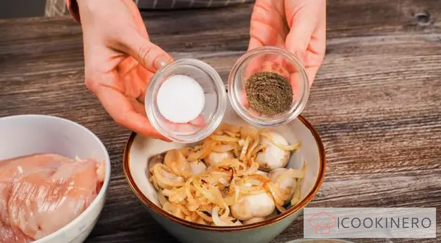 Chicken with marinated mushrooms