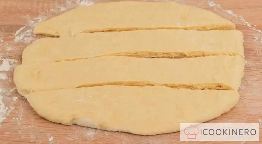 Salchichas en masa sobre kéfir