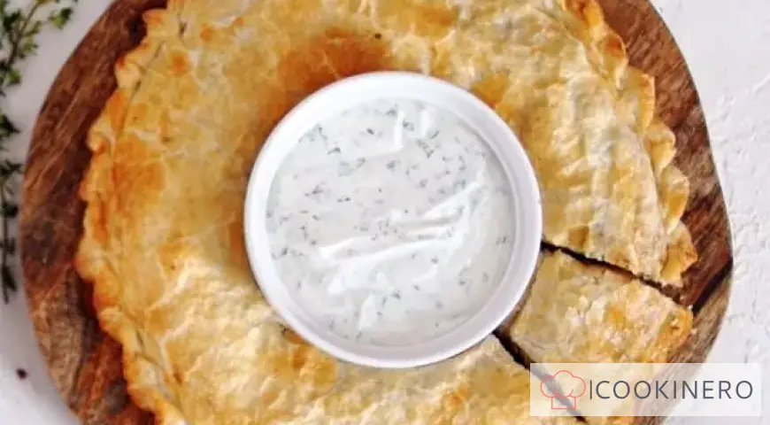 Layered pie with vegetables