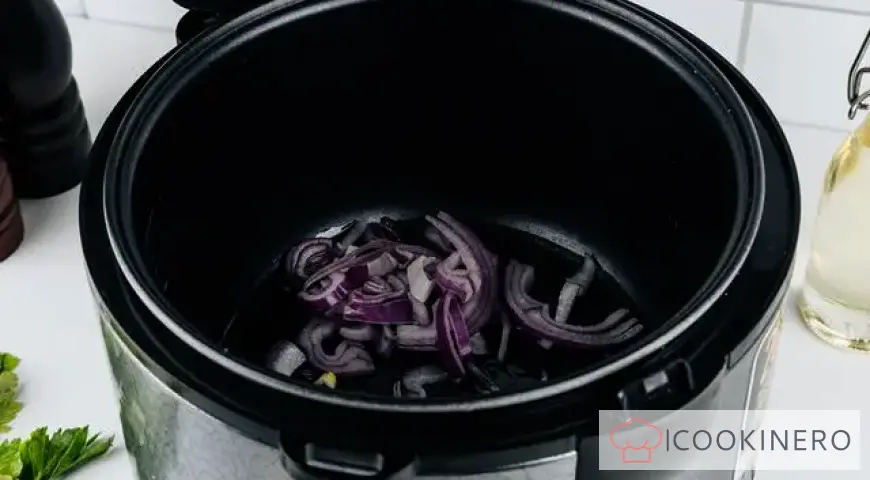 Bulgur con pollo in pentola a cottura lenta