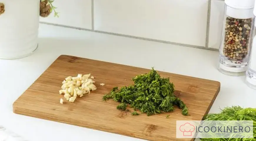 Beetroot soup with chicken