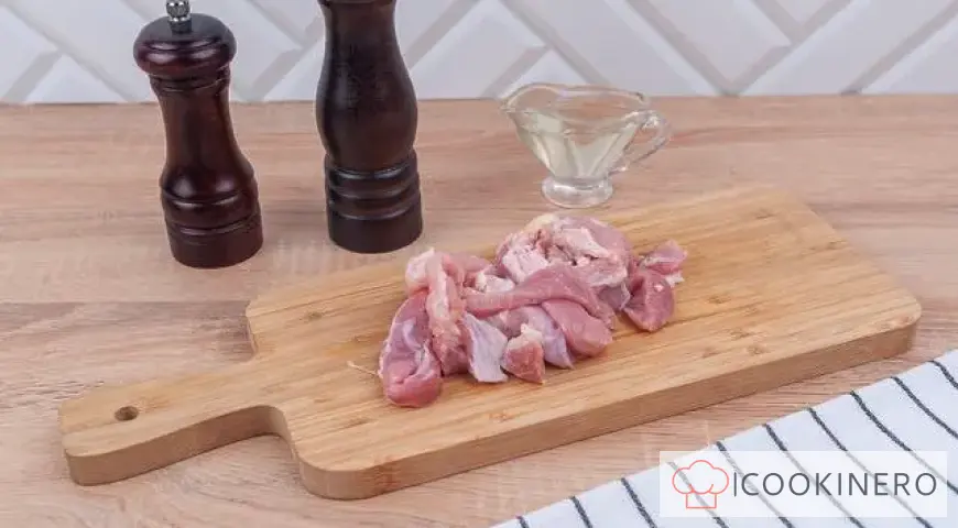 Kohlsuppe mit Schweinefleisch