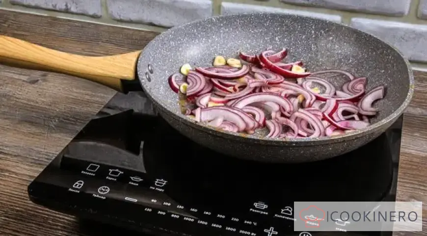 Risotto with shrimps and vegetables
