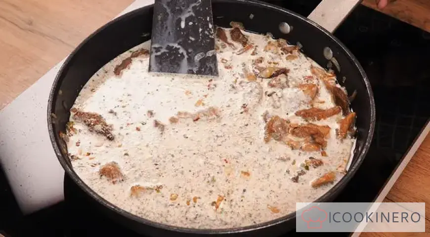 Pork in creamy sauce