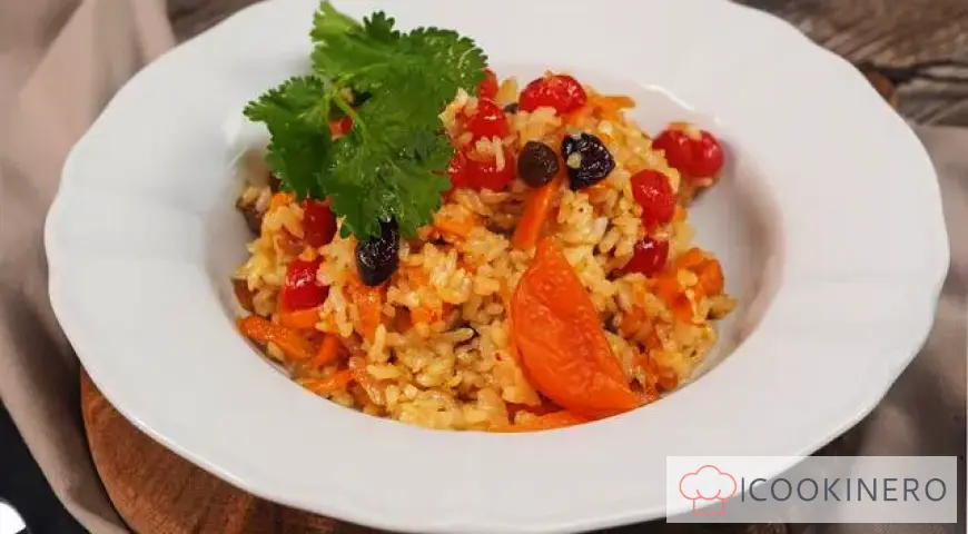 Pilaf with dried fruits