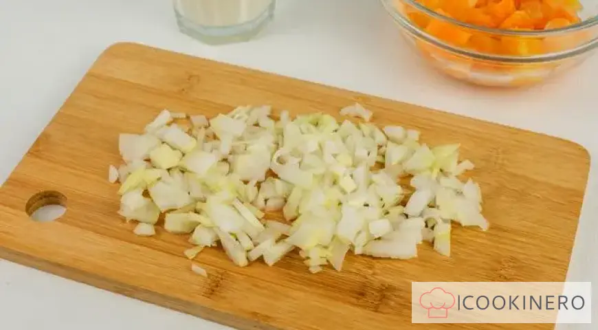 Pasta with pumpkin and ham