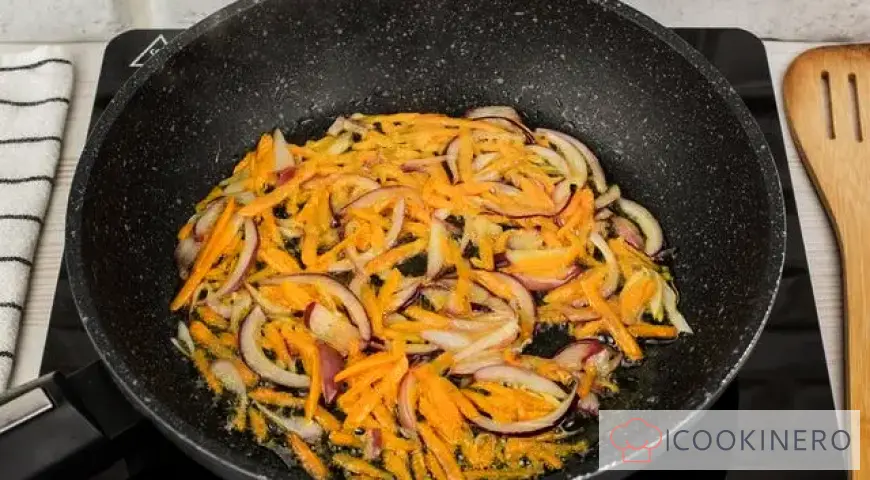 Georgian bean soup with vegetables and rice
