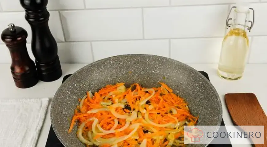 Zuppa di piselli con pollo affumicato