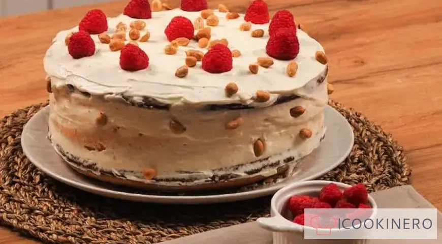 Biscuit with meringue