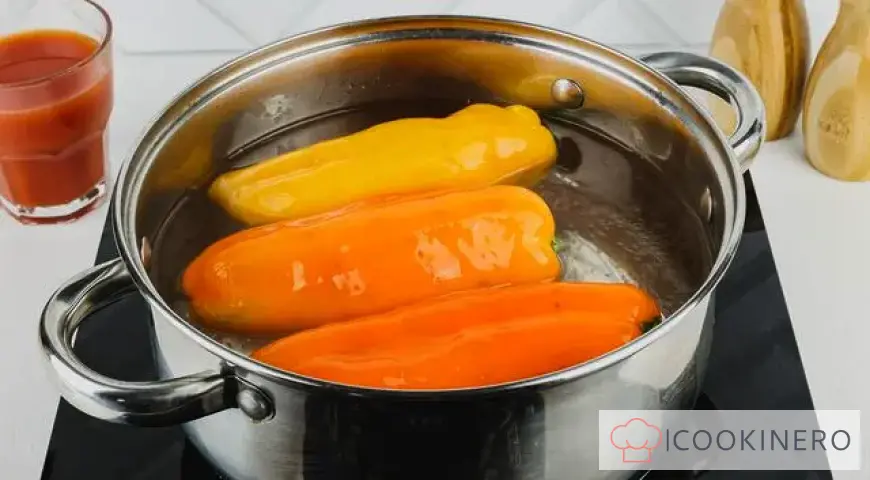 Bulgarian pepper for the winter whole