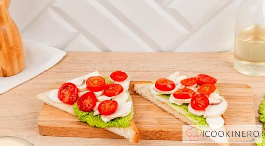 Sandwichs aux champignons frais