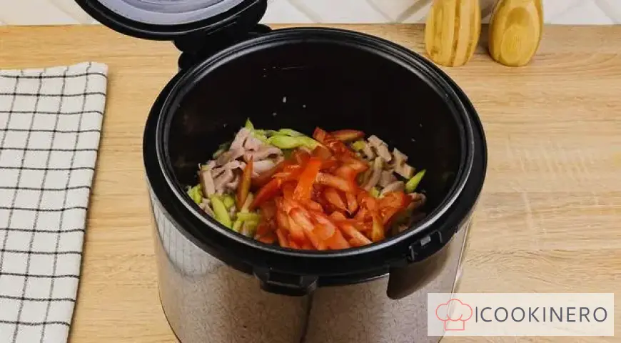 Spaghetti in a slow cooker