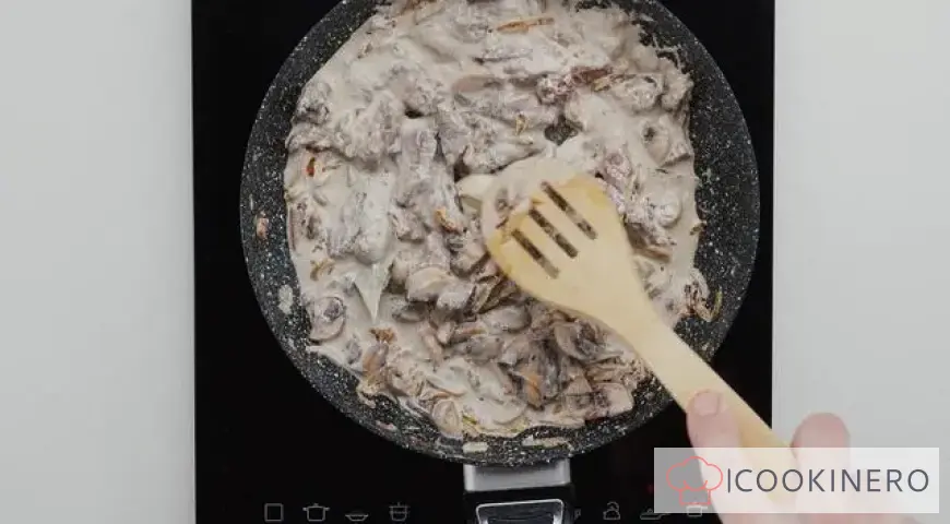 Stroganoff de ternera con champiñones y nata
