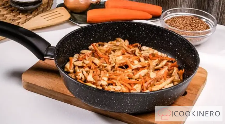 Merchant-style buckwheat with chicken fillet