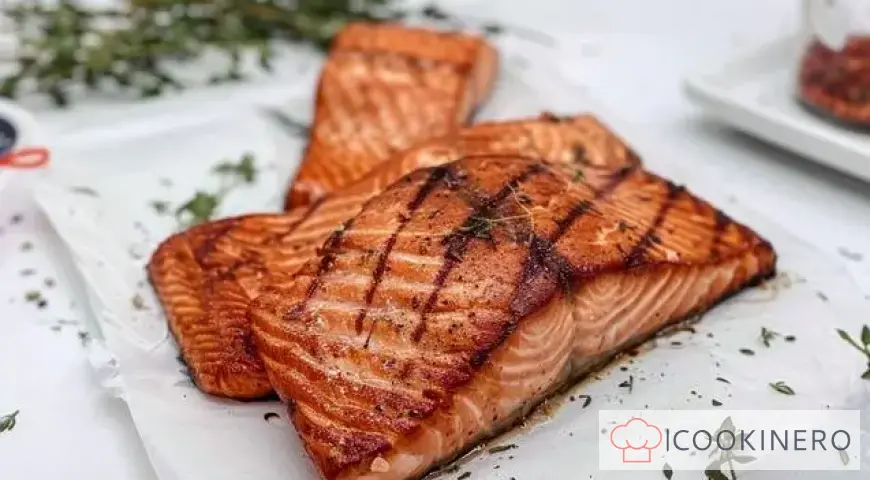 Aromatic pink salmon steak
