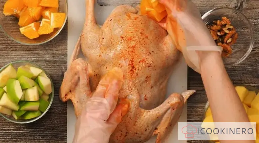 Duck with apples and potatoes