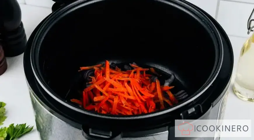 Bulgur con pollo in pentola a cottura lenta